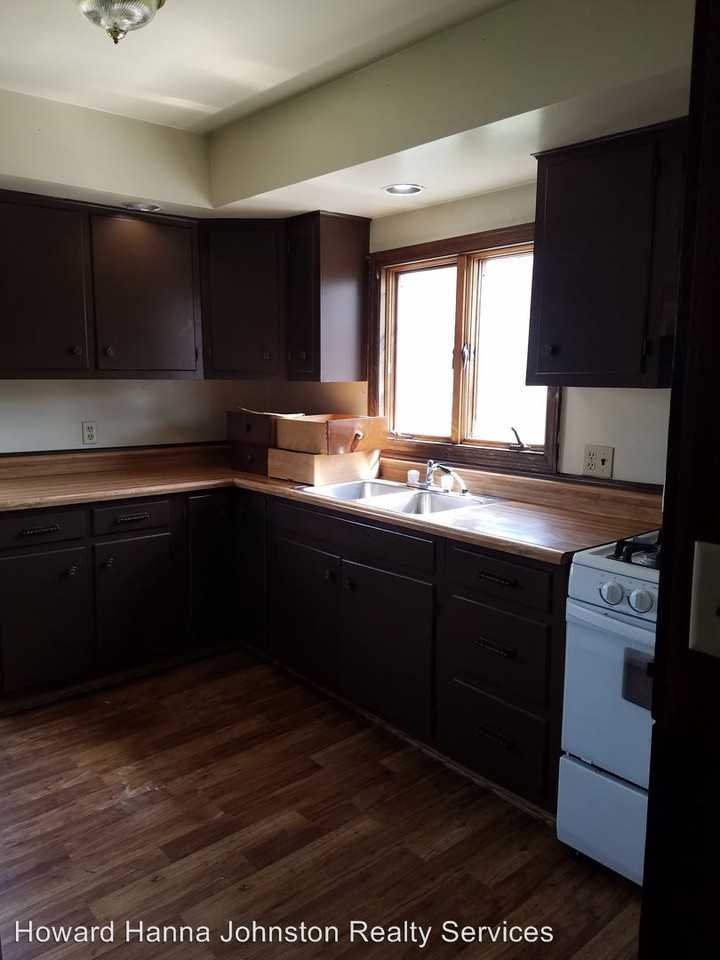 512-514 3rd Street - Photo 2 of 10