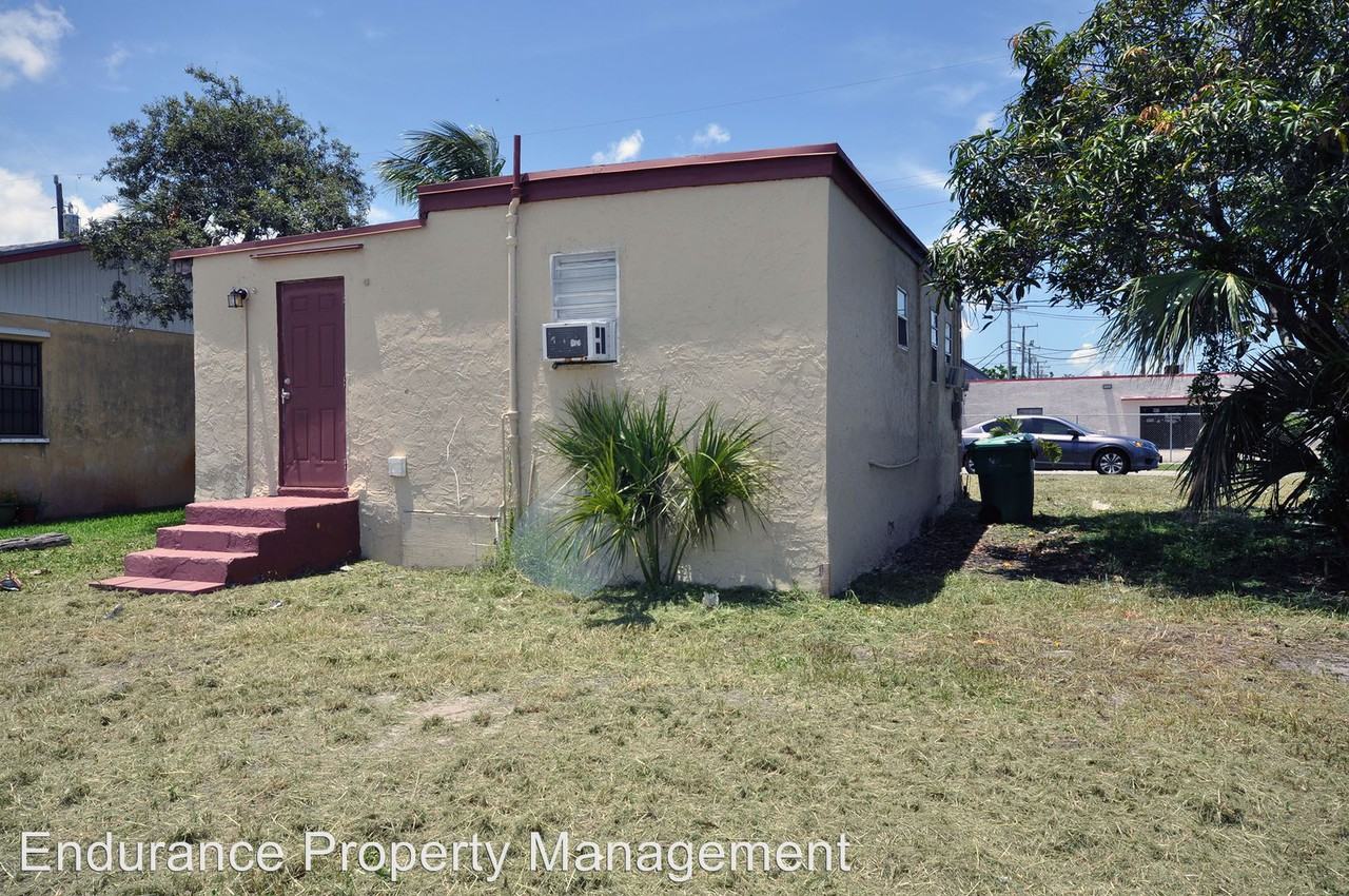 1265 Silver Beach Rd - Photo 2 of 13