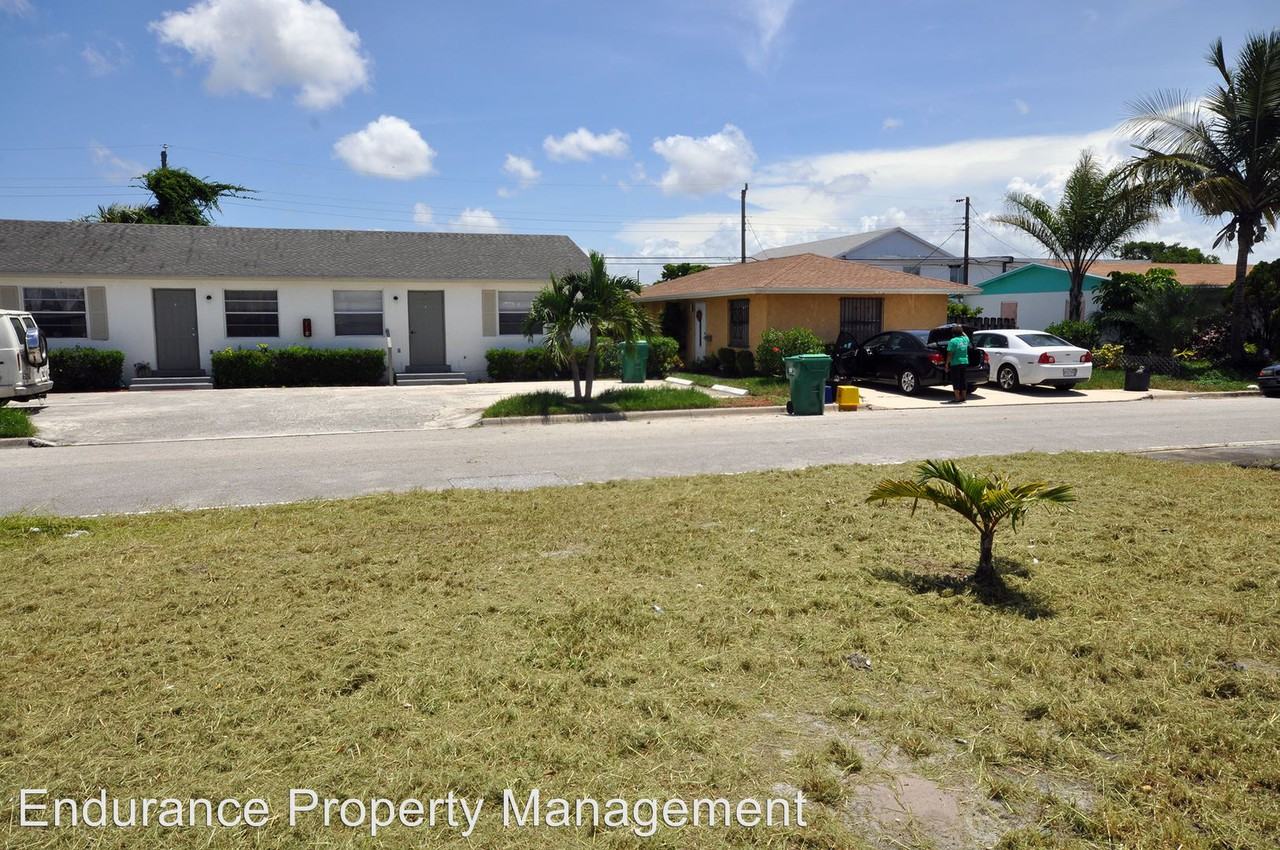 1265 Silver Beach Rd - Photo 3 of 13