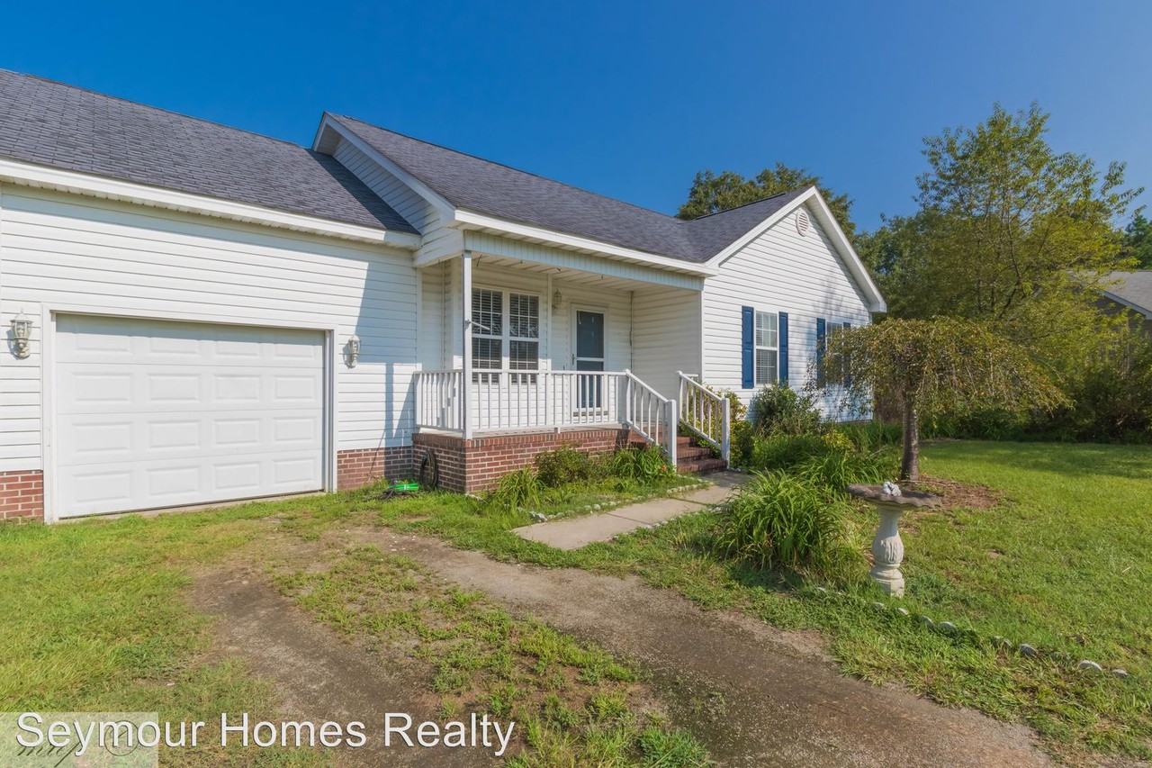 113 Nicole Cir - Photo 3 of 28