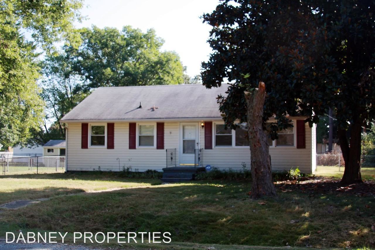 4906 Subrenda Dr - Photo 3 of 10