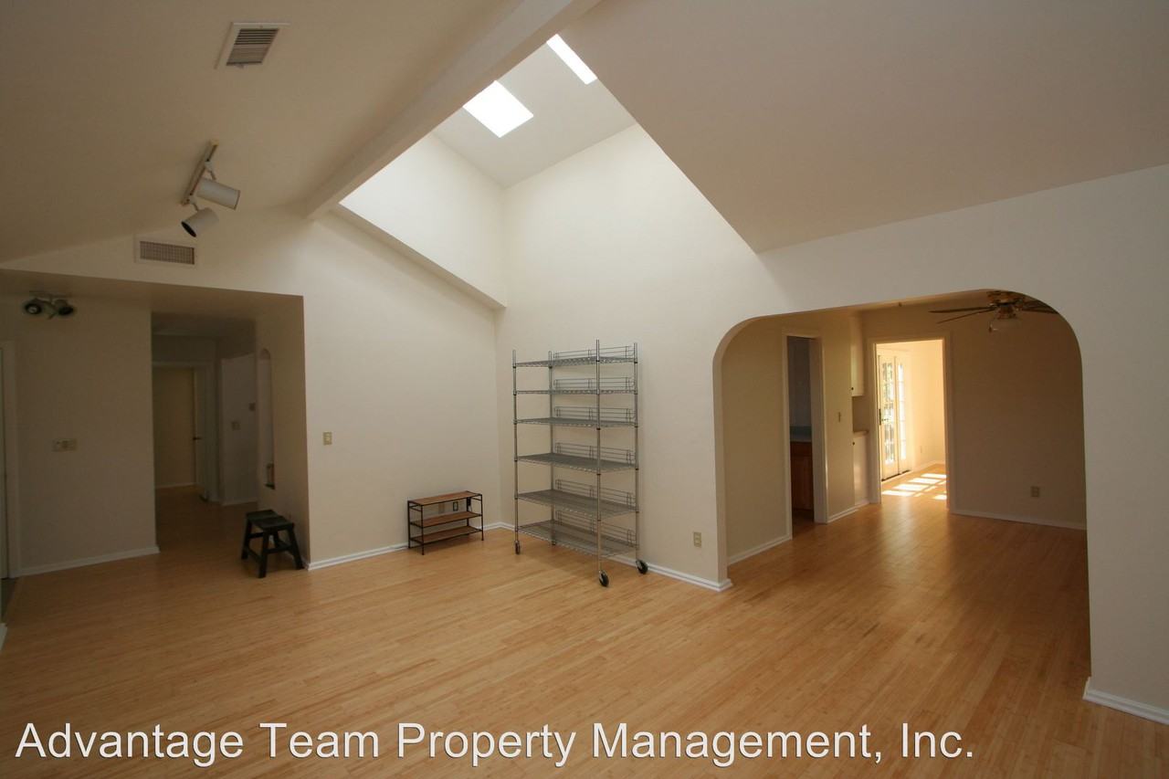 13546 Mango Dr - Photo 3 of 12