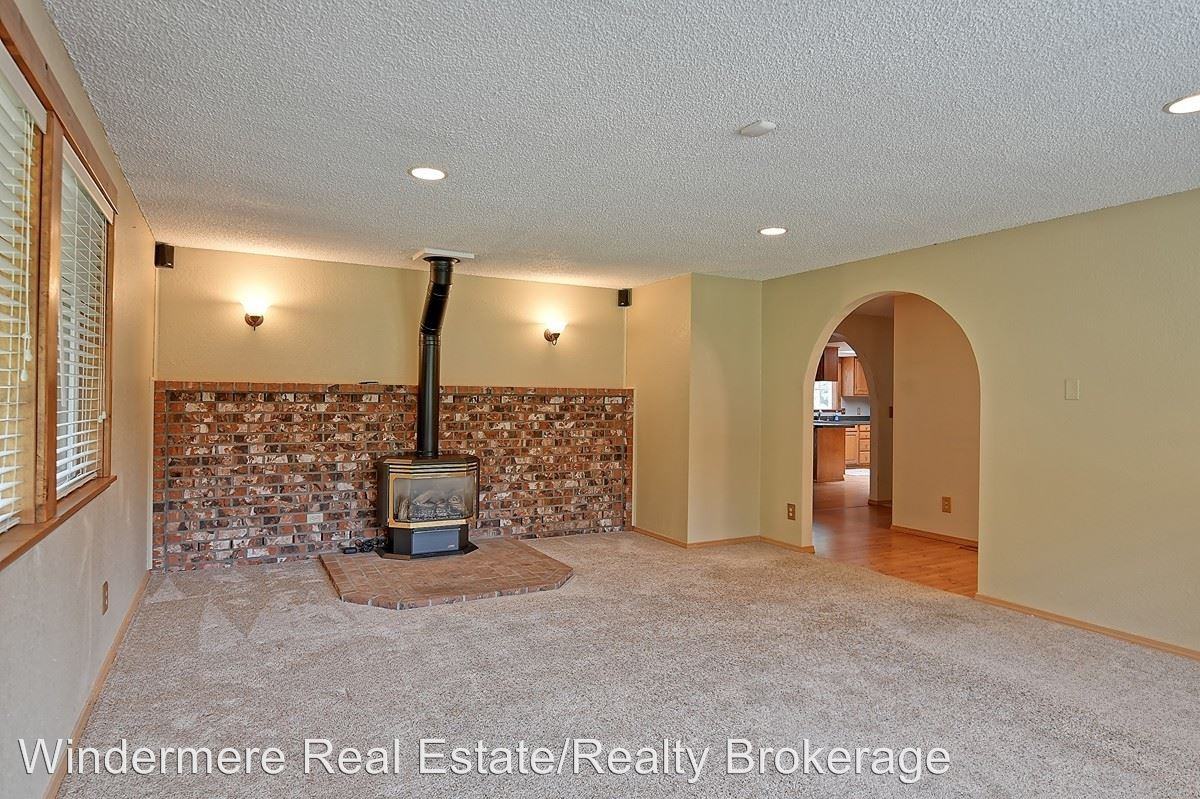 12629 Scenic Dr - Photo 2 of 23