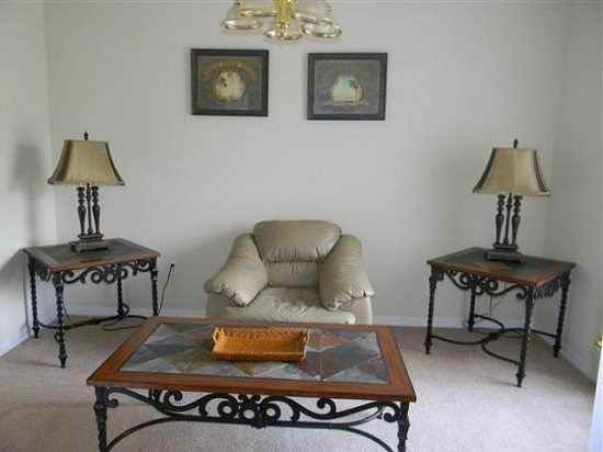 365 Barbera Dr - Photo 2 of 11