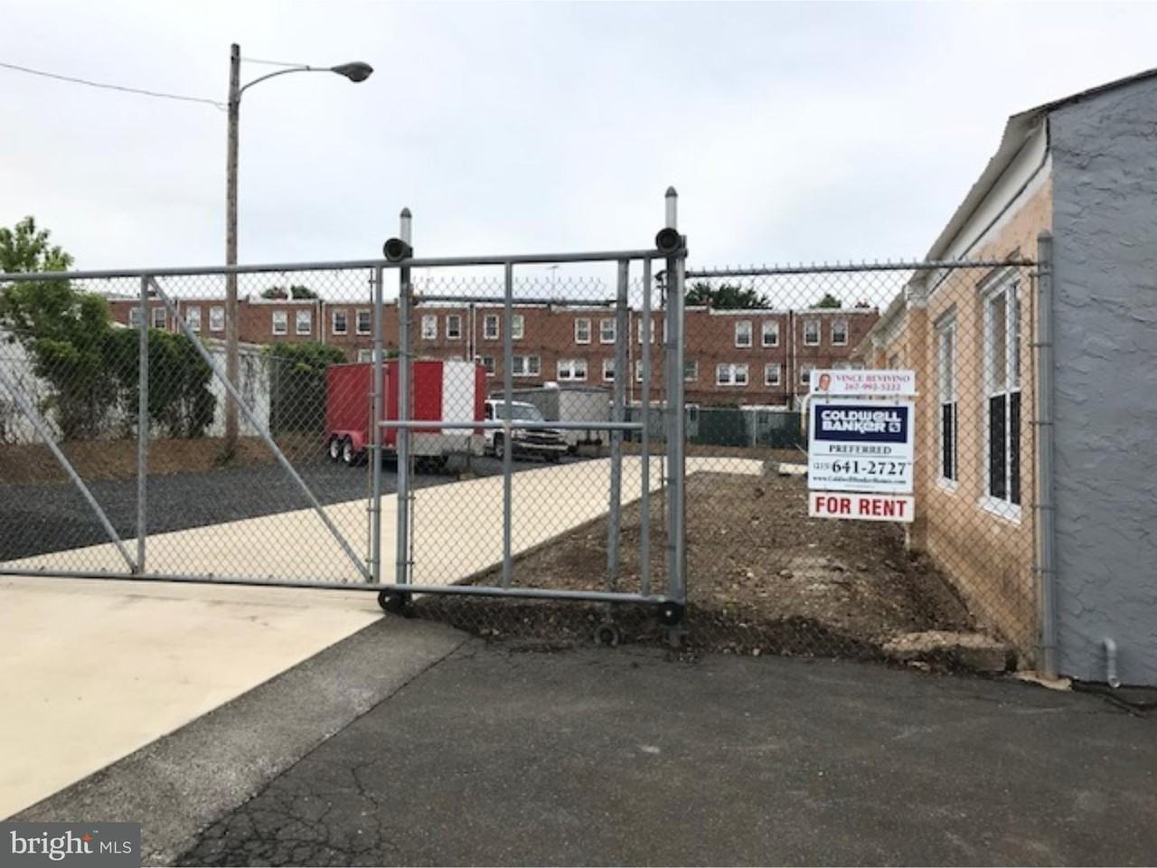 133 S Main St - Photo 2 of 3