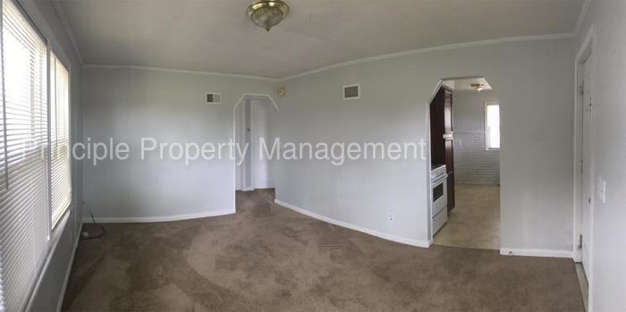 801 E Fairoaks Ave - Photo 3 of 9