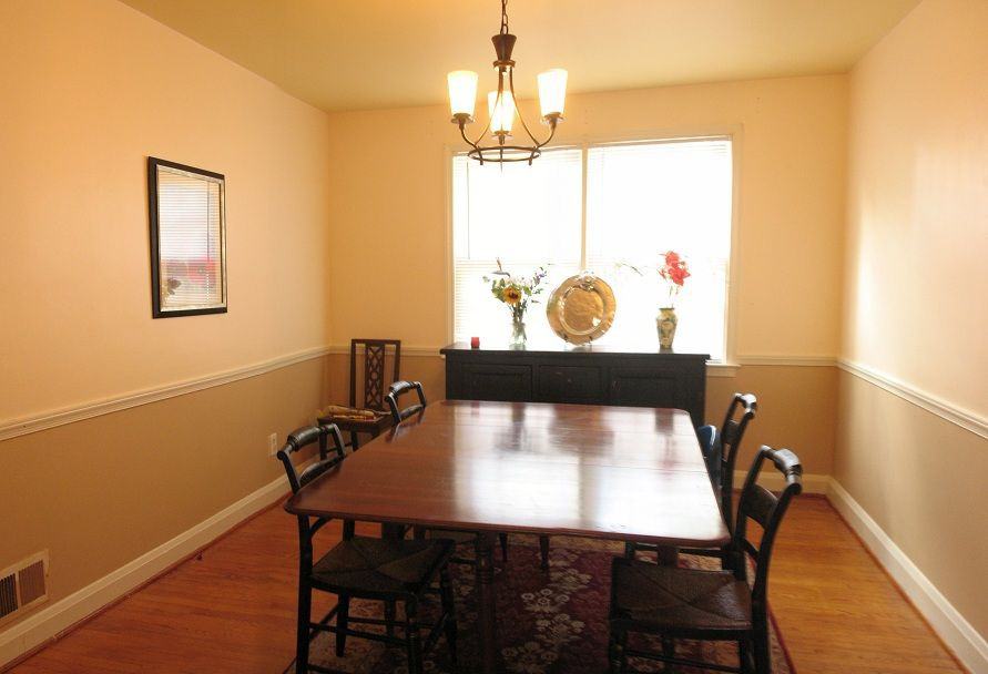 254 Stanmore Rd - Photo 3 of 8