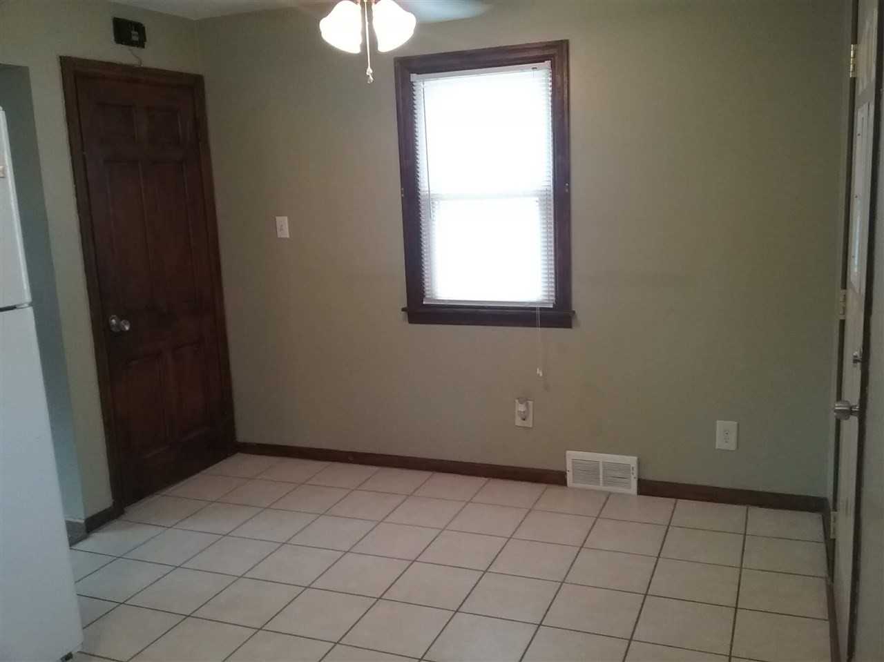 3427 Carolina Ave - Photo 3 of 25