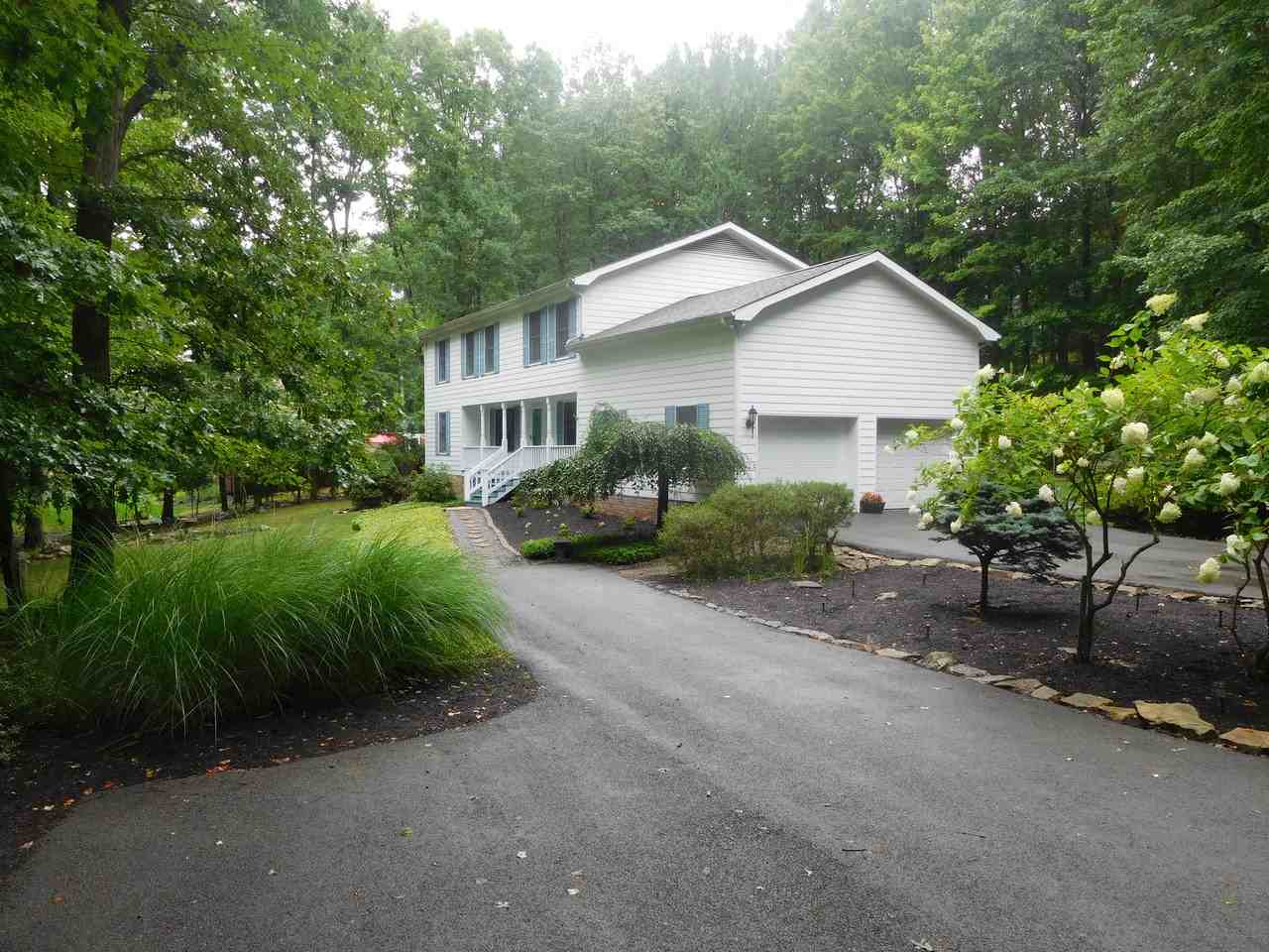 106 Greenbrier Rd - Photo 2 of 28