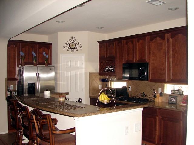 9848 Gessner Dr - Photo 3 of 6