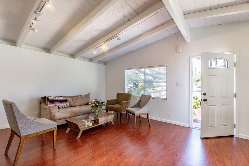 1241 Manzano Way - Photo 3 of 14