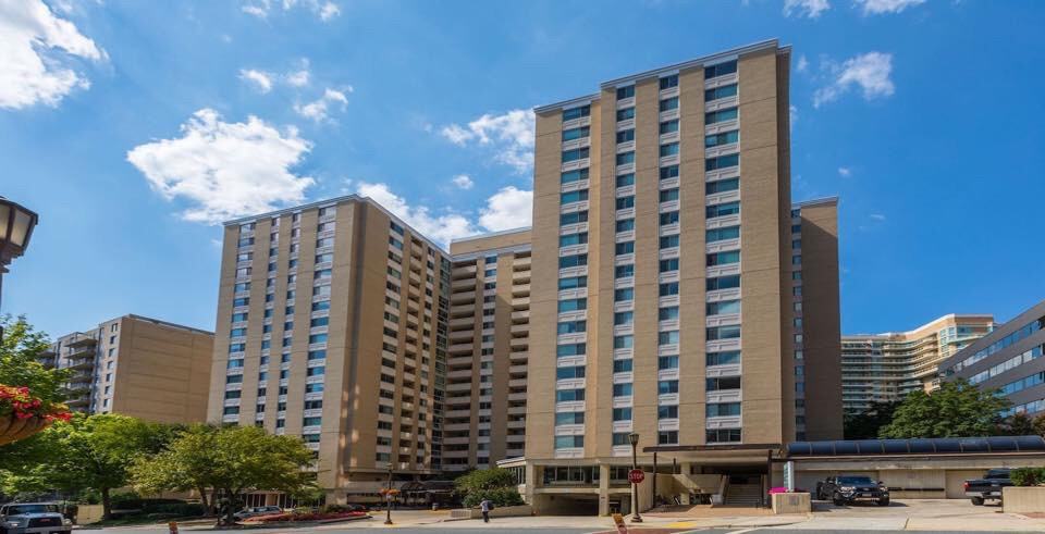 4601 North Park Avenue - Photo 2 of 20