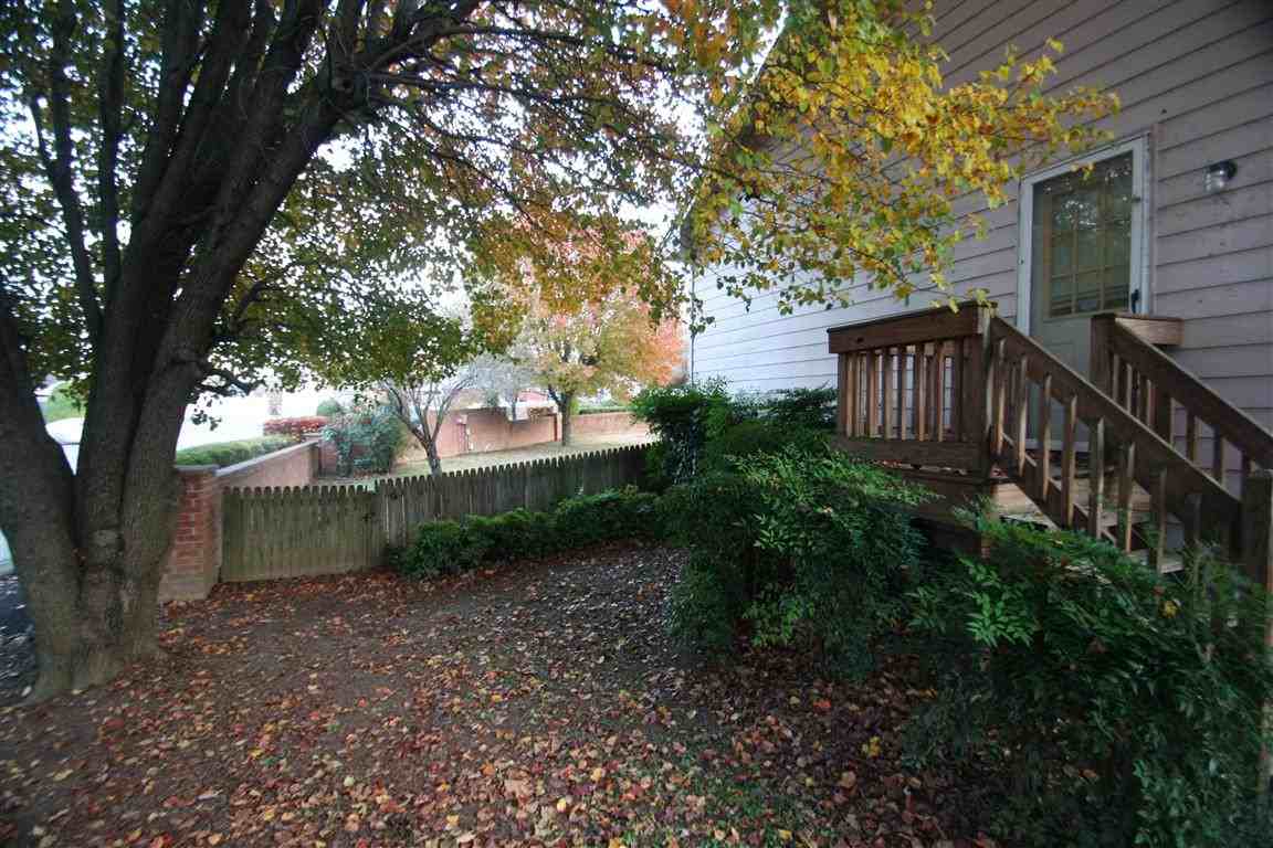 3016 Lake Dr - Photo 3 of 20