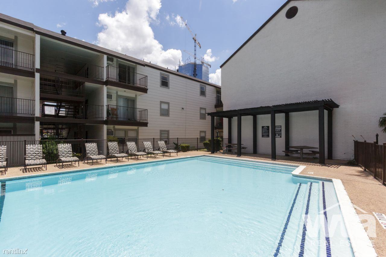 500 N. SANTA ROSA - Photo 2 of 20