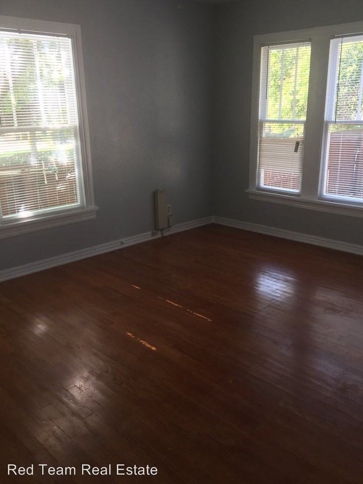 3701 Modlin Ave - Photo 3 of 7