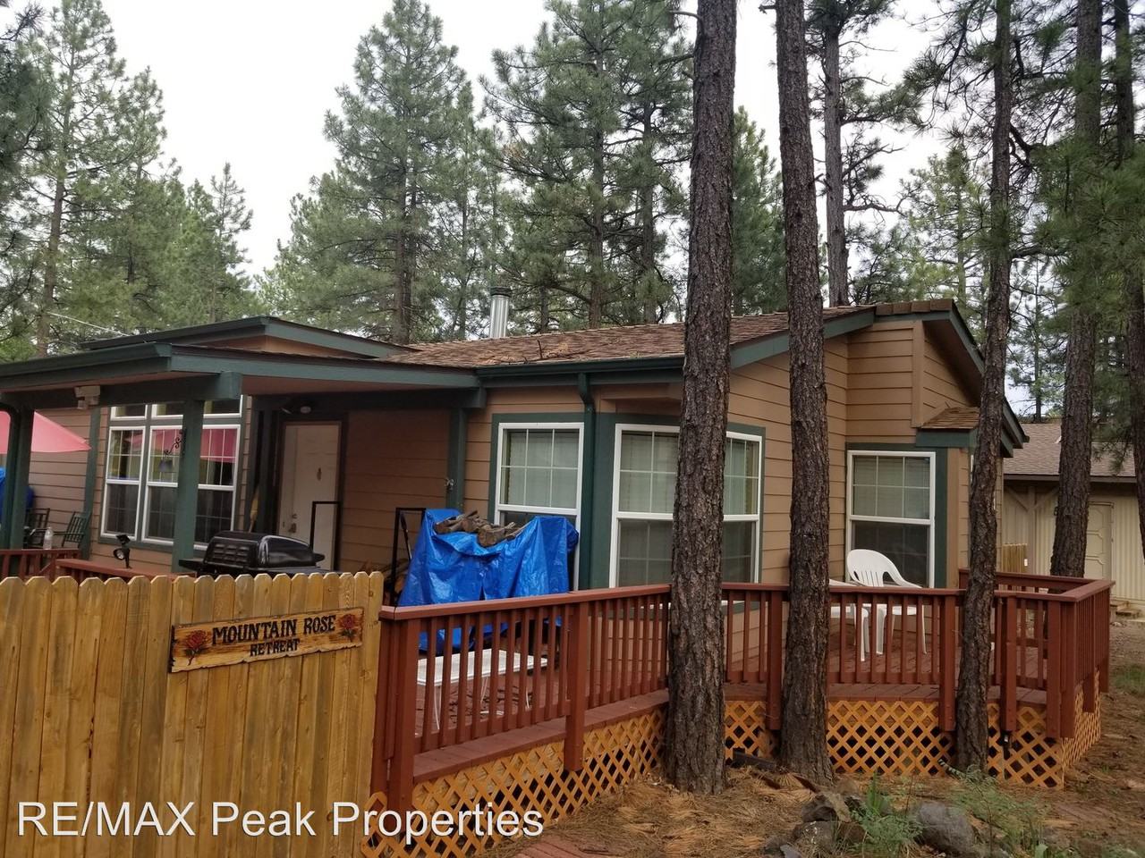 17055 Wintergreen Dr - Photo 2 of 37