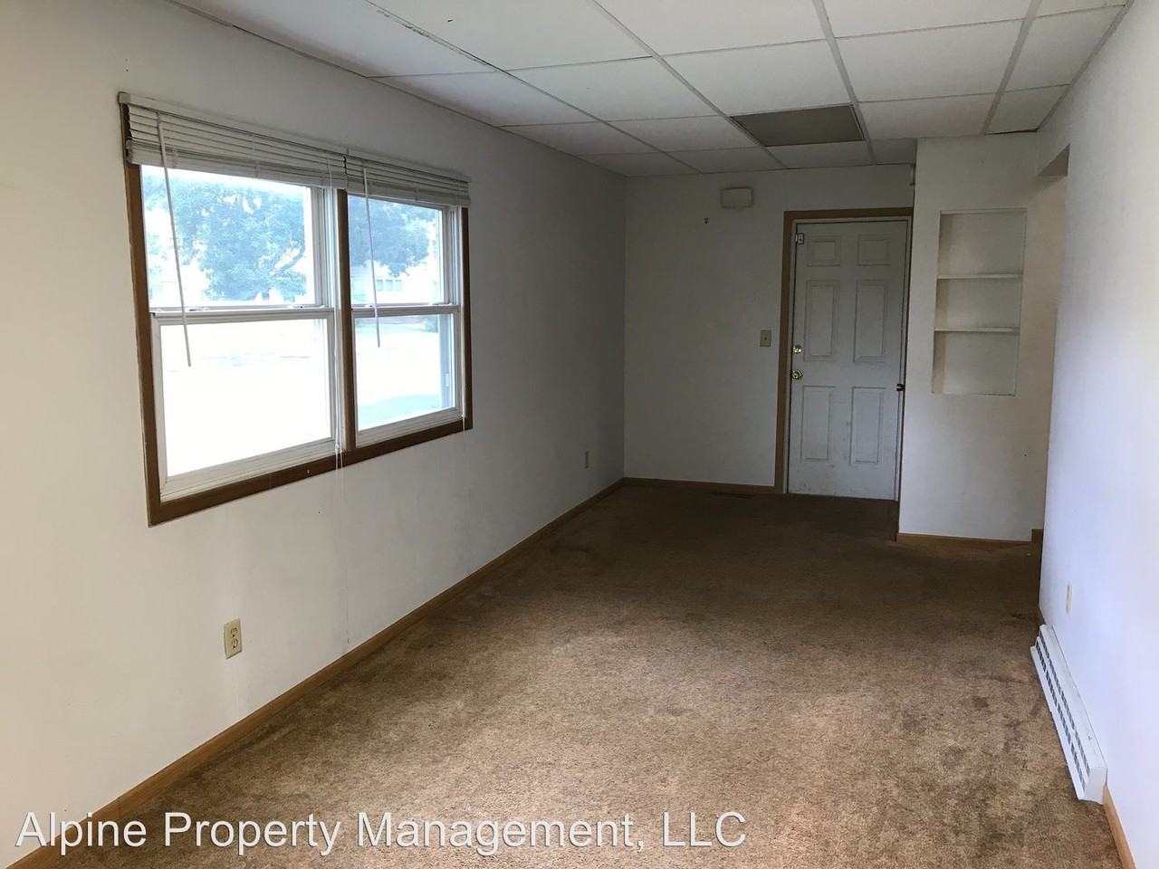 235 N Prairie Ave - Photo 2 of 18