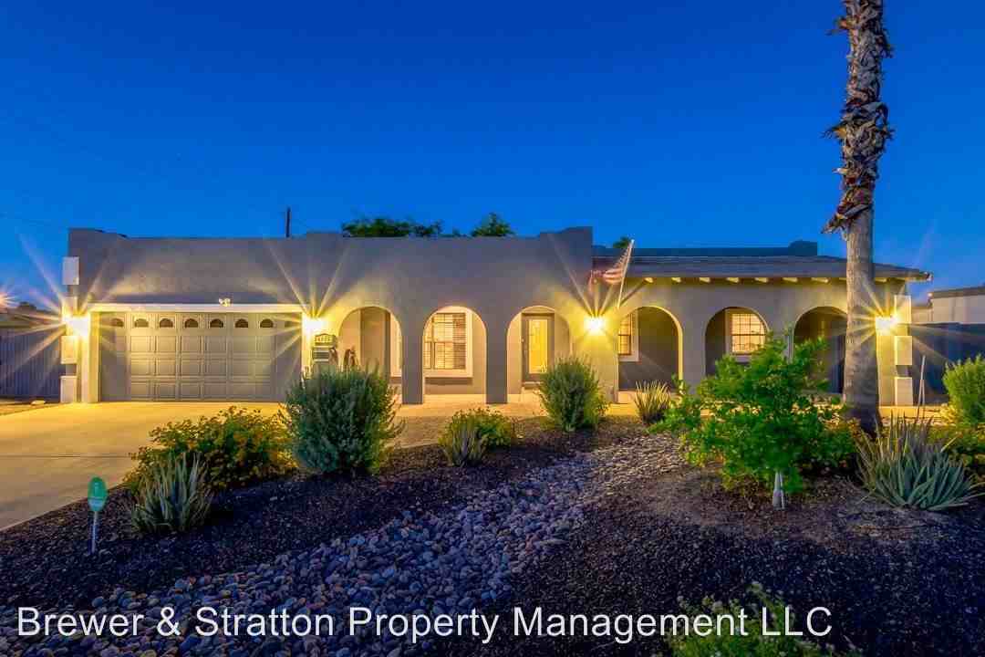 11249 N 32nd Pl - Photo 2 of 50