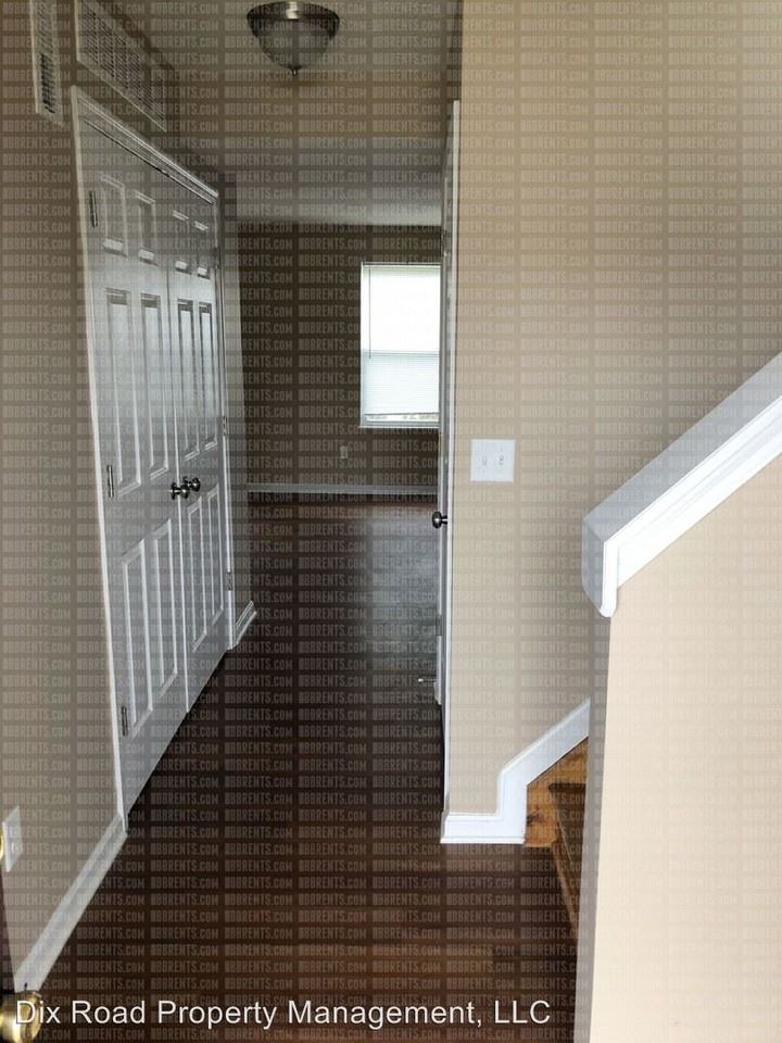 404 Peyton Dr - Photo 3 of 22