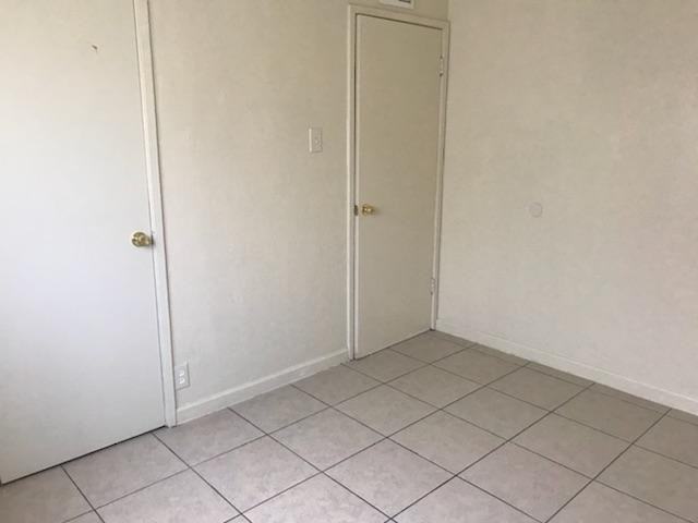 2317 E Sunland Vista #19 - Photo 2 of 18