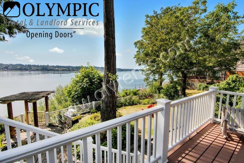 1919 East Bay Drive Northeast - Photo 2 of 34