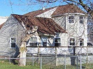 3225 Berent St - Photo 2 of 5