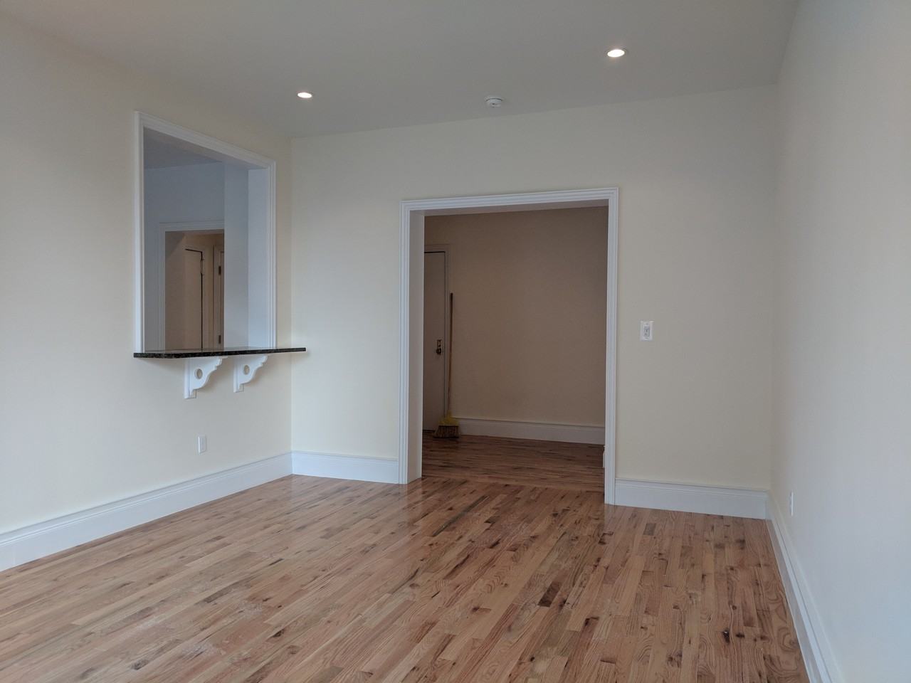 Fort Washington Ave & W 171st St #6a