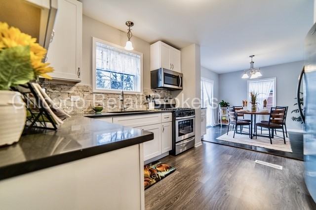 217 Orchard Ave - Photo 3 of 8