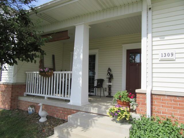 1309 Sioux Turn - Photo 2 of 16