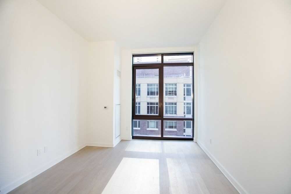 21 West End Ave #1917