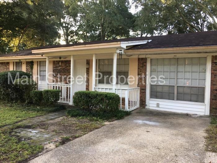 4453 Bixby Cir - Photo 2 of 26