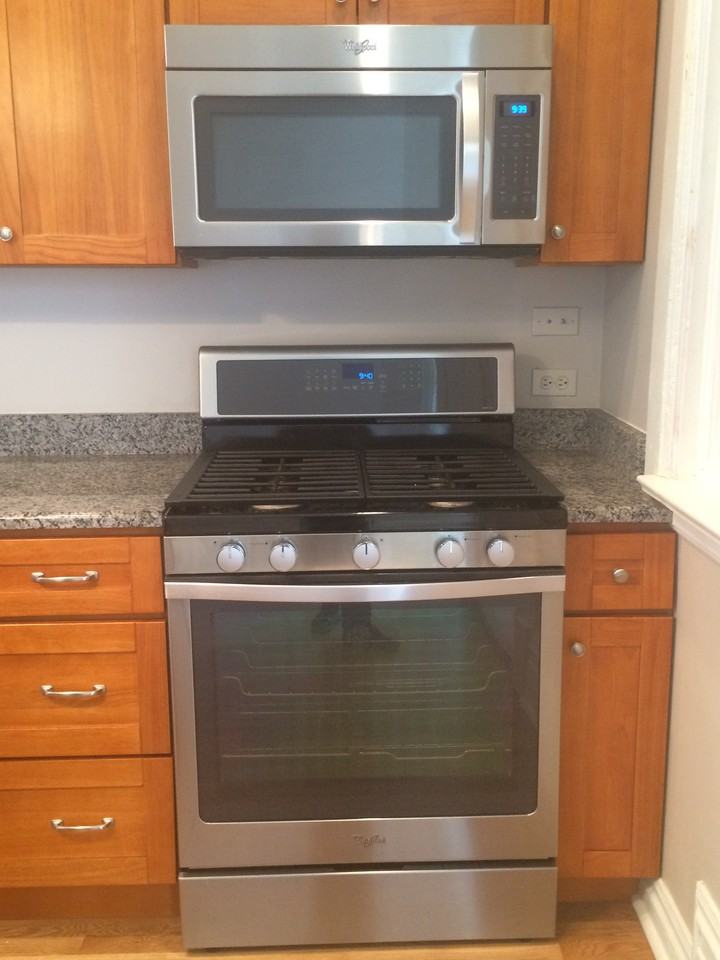 3346 West Monroe Street #1 - Photo 2 of 7