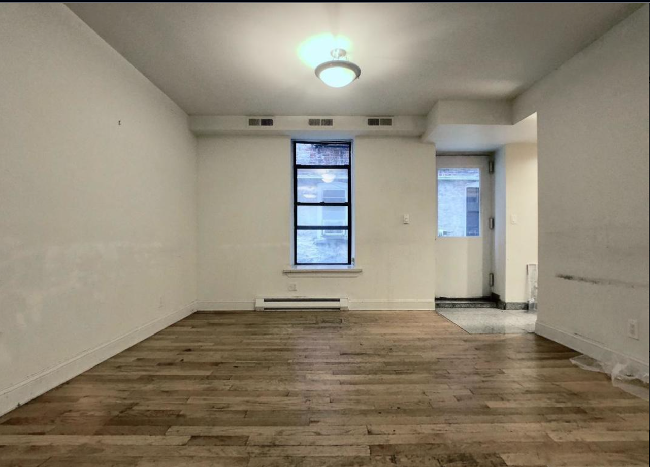 Fort Washington Ave & W 187th St