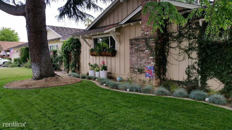 36338 Carnation Way - Photo 2 of 7