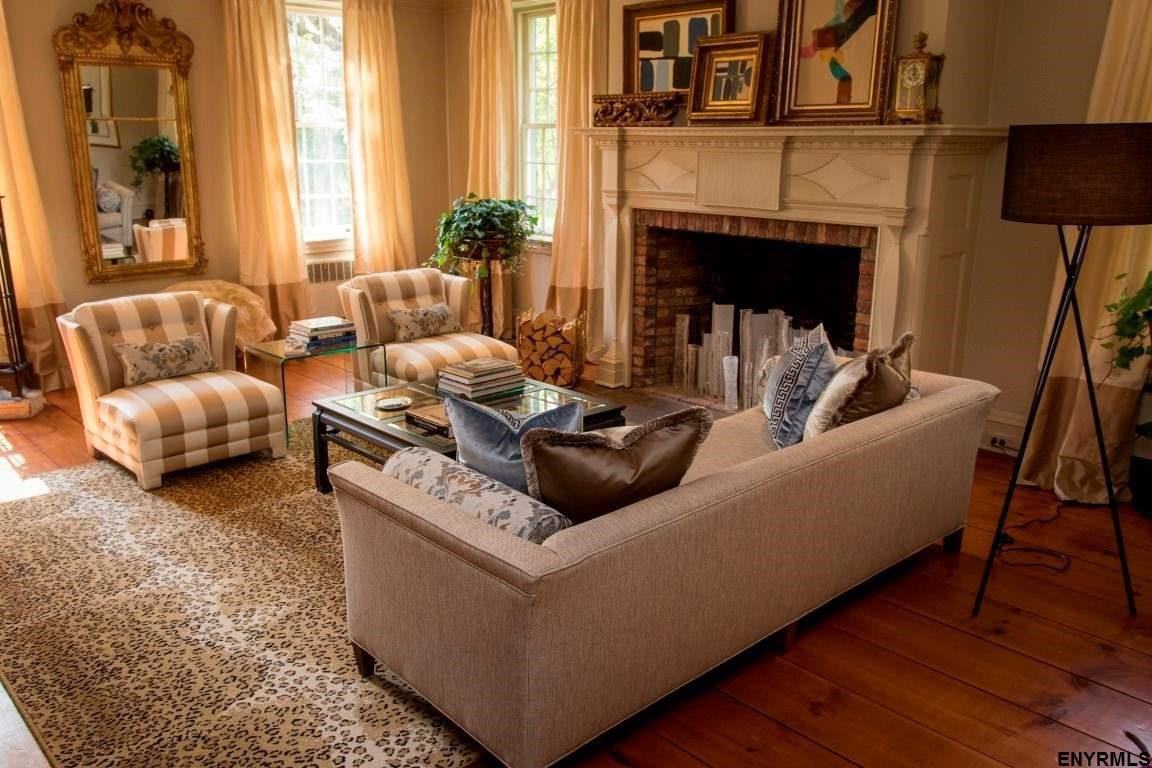 14 Pheasant Ln - Photo 3 of 50