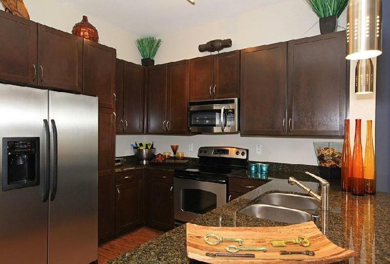 Ross Ave #B1 - Photo 3 of 8