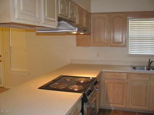1830 Bolton Abbey Dr - Photo 2 of 14