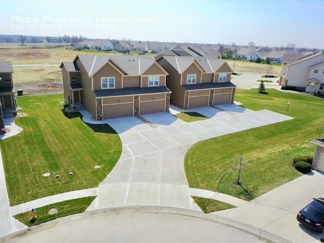 23326 W 88th Terrace - Photo 2 of 25