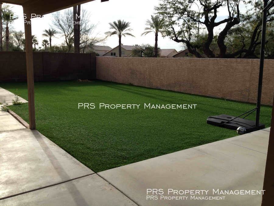 2713 E Verbena Dr - Photo 2 of 20