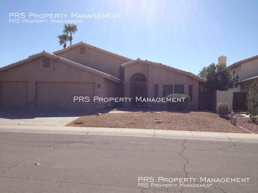 2713 E Verbena Dr - Photo 3 of 20