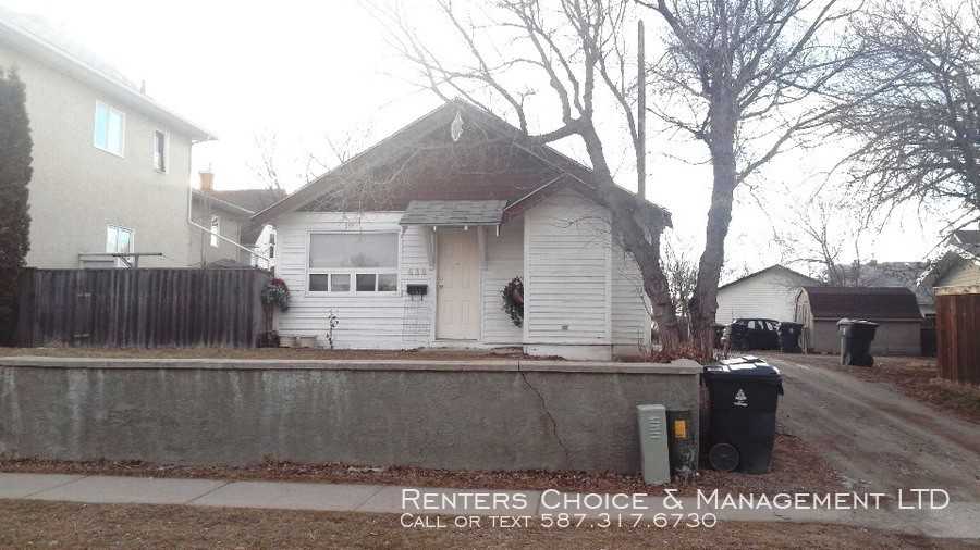 638 4 St S - Photo 3 of 27