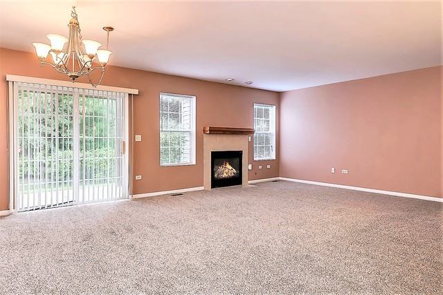 2427 Stoughton Cir #2427 - Photo 3 of 19