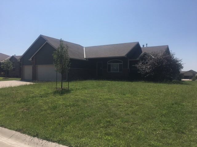 6845 N Grove St - Photo 2 of 24