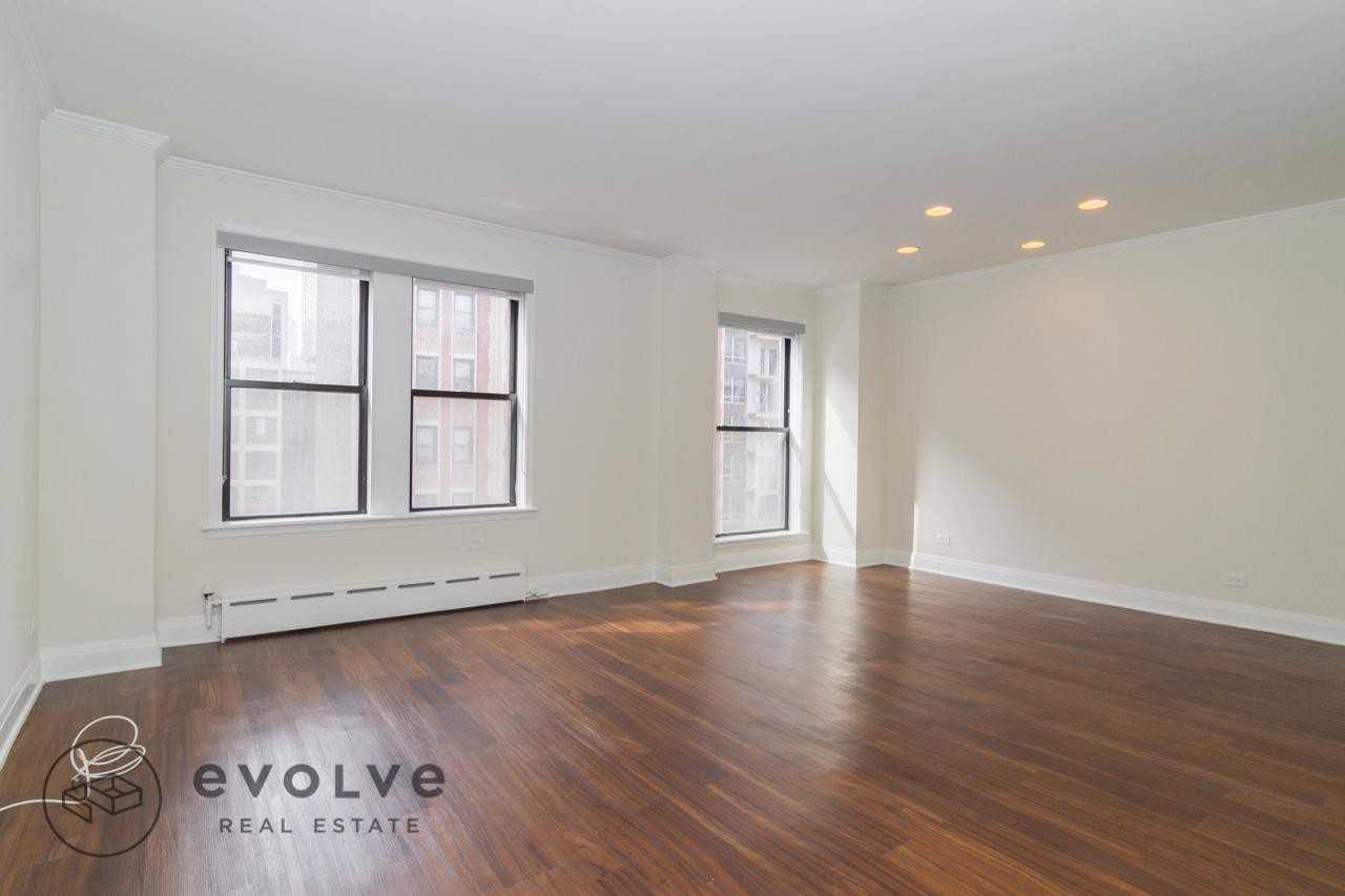 200 East Chestnut Street #620 - Photo 2 of 8