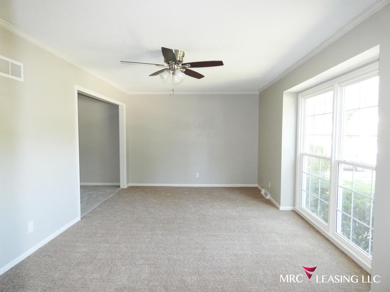 13316 Park Hills Drive - Photo 2 of 25