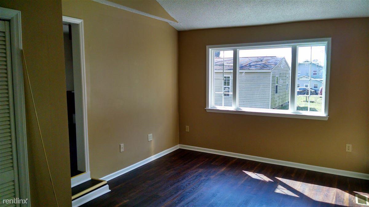 4420 Carrie Ave - Photo 3 of 12