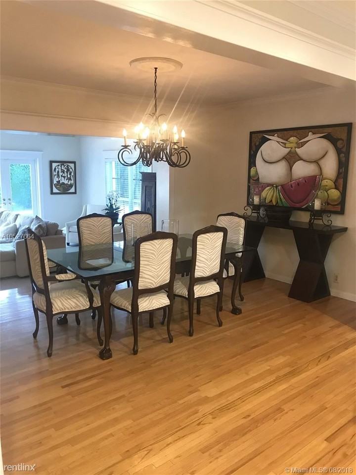 531 San Juan Dr - Photo 2 of 8