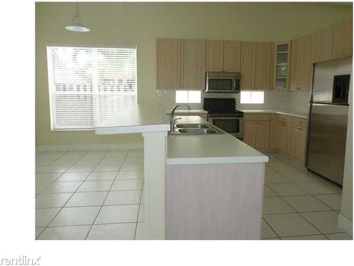 2311 NW 193rd Ave - Photo 2 of 13