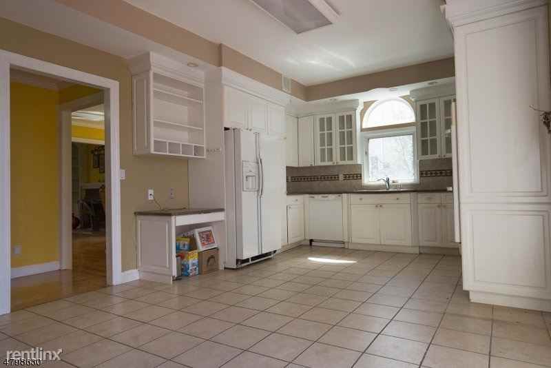 327 Springfield Ave - Photo 3 of 8