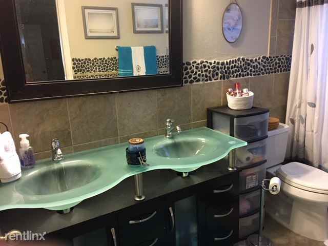 1262 Cypress Bend Cir - Photo 3 of 6